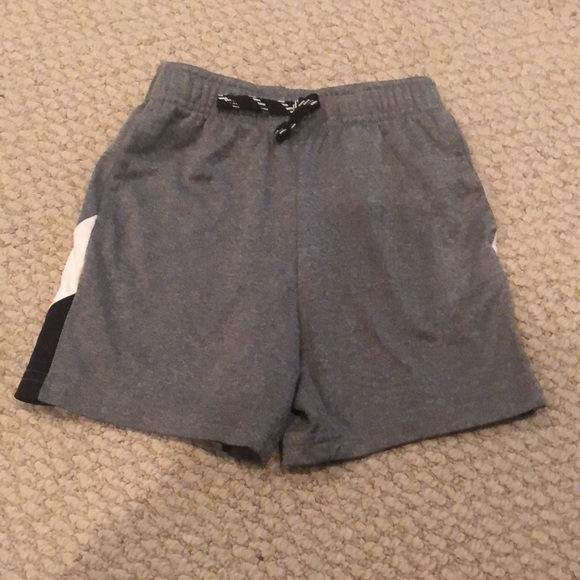 Lot of 6 Shorts Size 5 - Picture 5 of 7